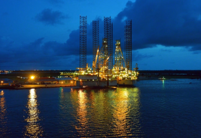 Lagos oil rig