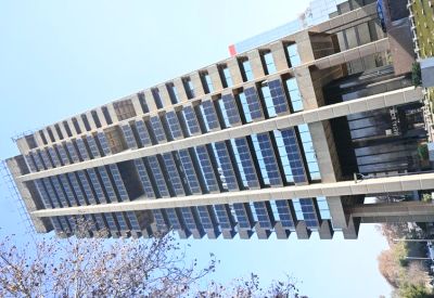 Metal Box, 25 Owl Street