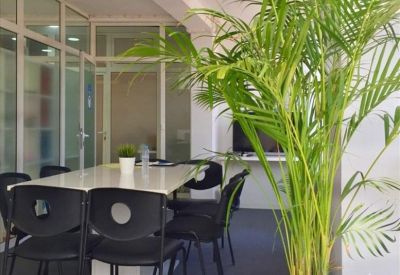 Executive office to let in Johannesburg