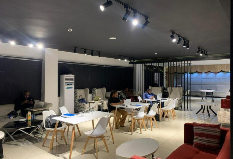 Sterling Bank Plaza, Mohammadu Buhari Way, Abuja, Nigeria