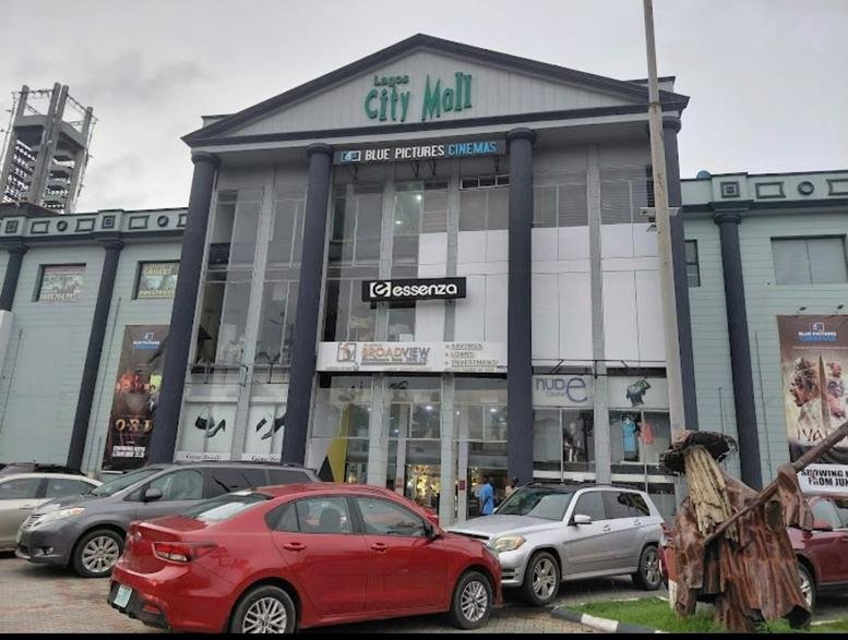 Exterior view of the Onikan City Mall featuring a modern facade and storefronts.