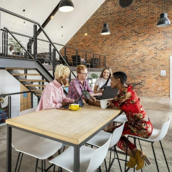 Interior of 472 Spionkop Avenue, Kya Sands