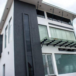 Exterior image of 5, Isaac John Ikeja Gra, opposite Adam and Eve