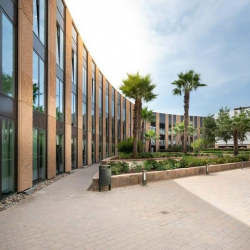 Offices at Buisness center EST AnfaPlace, Boulevard de la Corniche