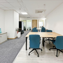 Serviced office in Ebene