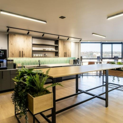 Serviced office to let in Bryanston