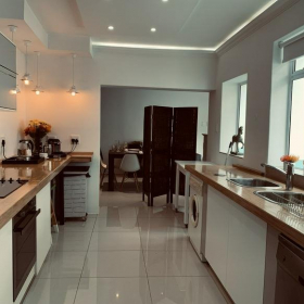 Somerset West office accomodation. Click for details.