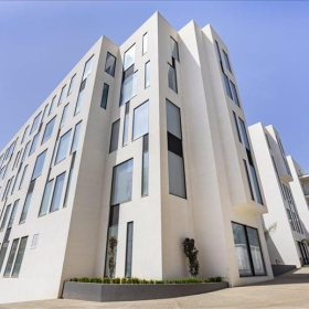 Exterior view of Boulevard du 11 Décembre. Click for details.