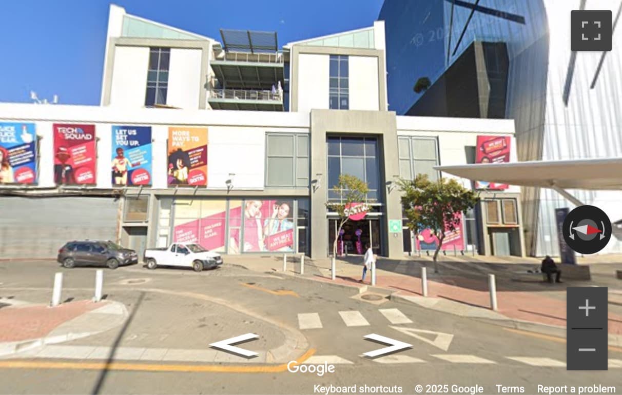 Street View image of 169 Oxford Road, Craddock Square, Johannesburg